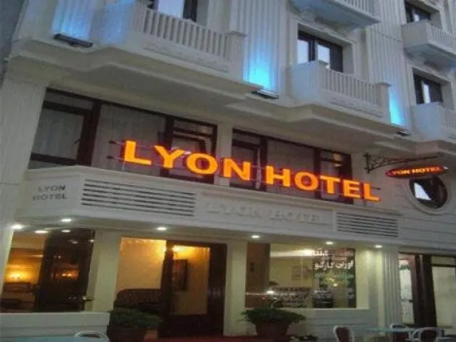 Lyon Hotel
