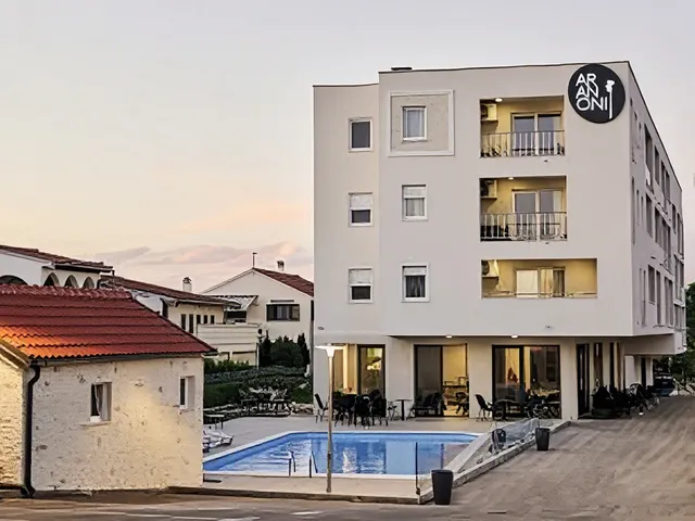 Arancini Residence