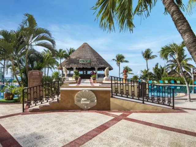 Wyndham Alltra Playa del Carmen Adults Only All Inclusive