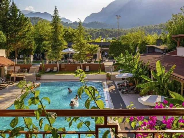 Dg Hotels Rose Resort