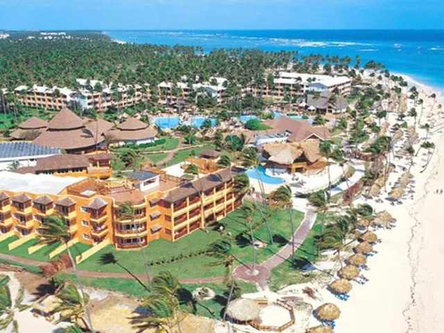 Vik Hotel Arena Blanca & VIK Hotel Cayena Beach