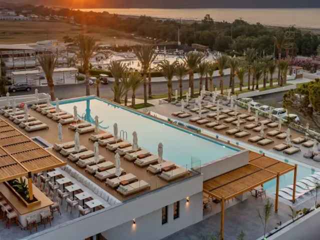 HARPIN Georgioupolis Suites & Aqua Park