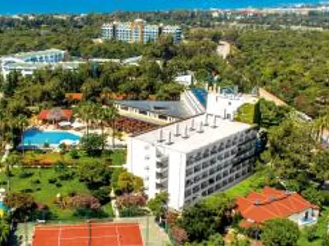 Serra Park Hotel
