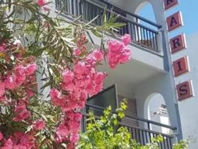 Karis Hotel