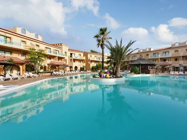 Elba Lucía Sport & Suite Hotel