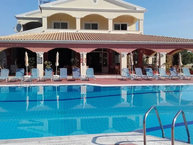 Sunny Hotel