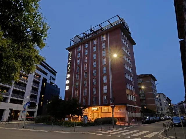 UNAHOTELS Mediterraneo Milano