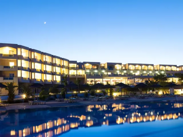Sovereign Beach Hotel