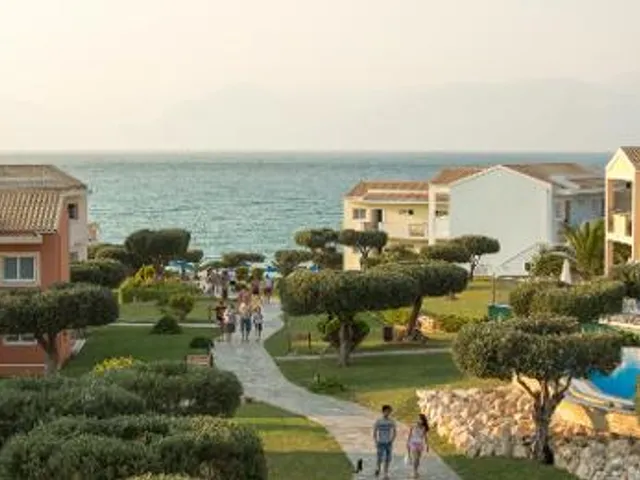 Mareblue Beach