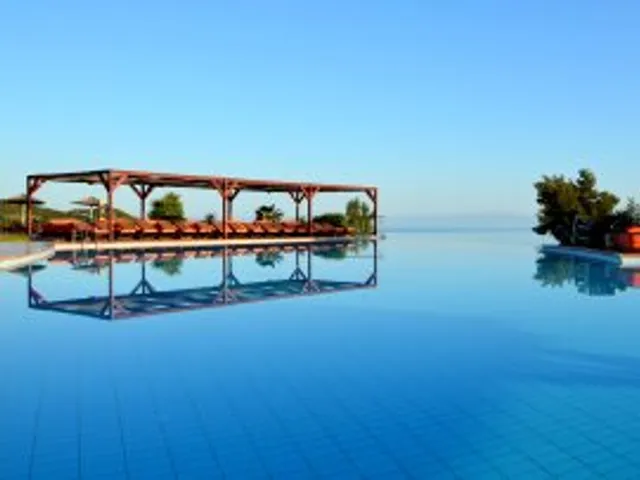 Alia Palace