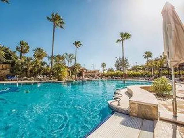 Corallium Dunamar by Lopesan Hotels