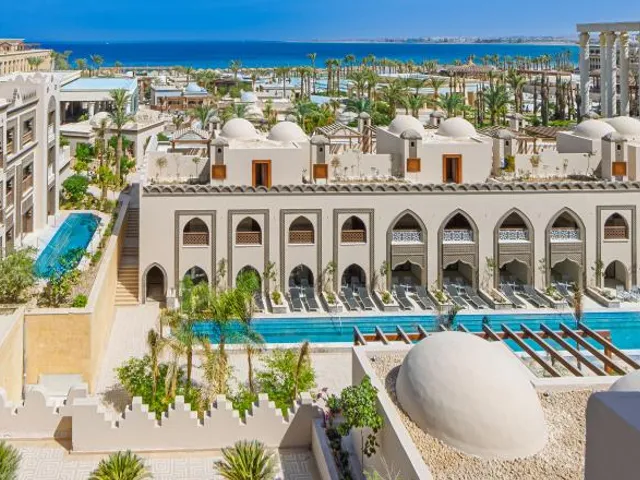 AL KASR SAHL HASHEESH