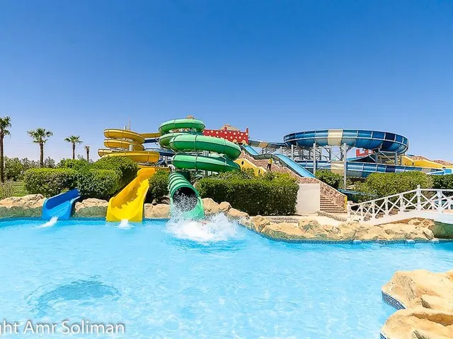 Titanic Beach Spa Aqua Pa