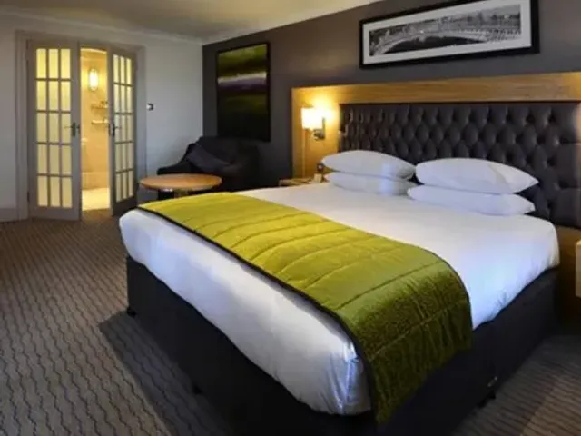 Clayton Hotel Burlington Road