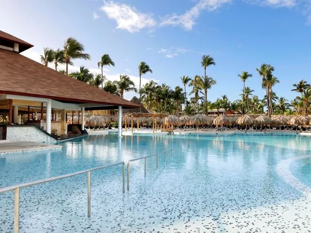 Grand Palladium Palace Resort & Spa