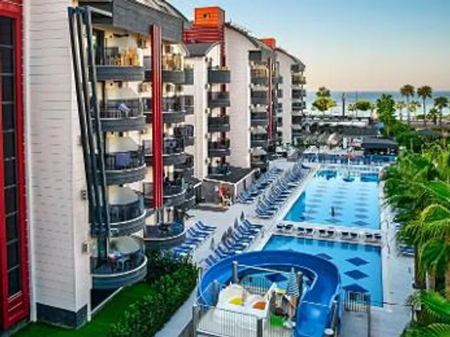 Grand Uysal Beach Hotel