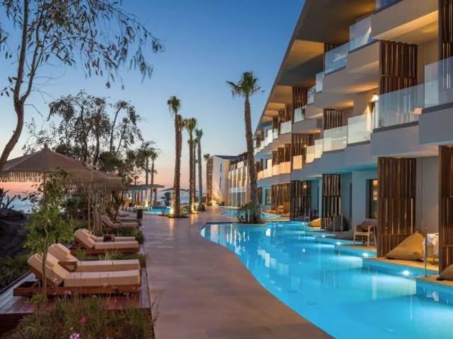 Nalu Resort & Spa