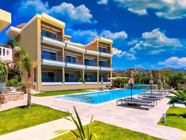 Relax Hotel