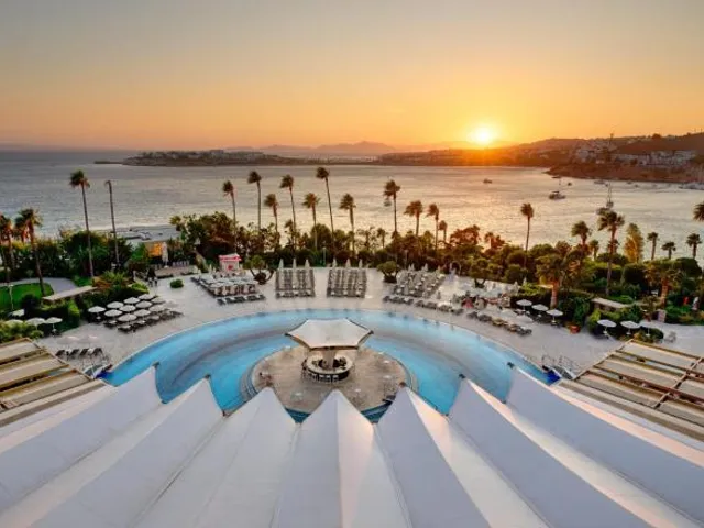 Kefaluka Resort
