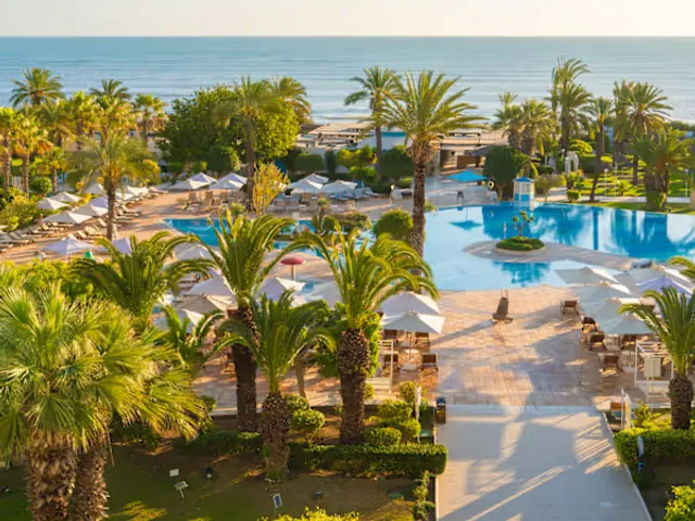 Sentido Bellevue Park