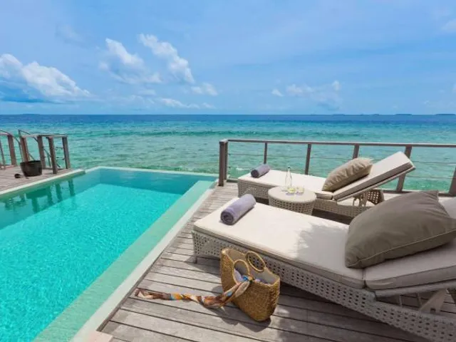 Dusit Thani Maldives