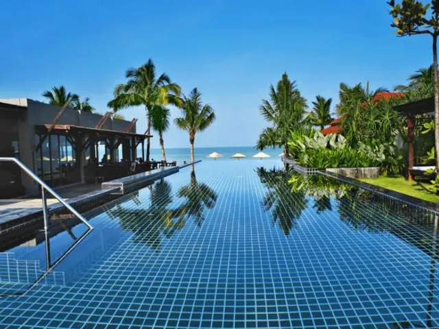 Chongfah Beach Resort Khao Lak