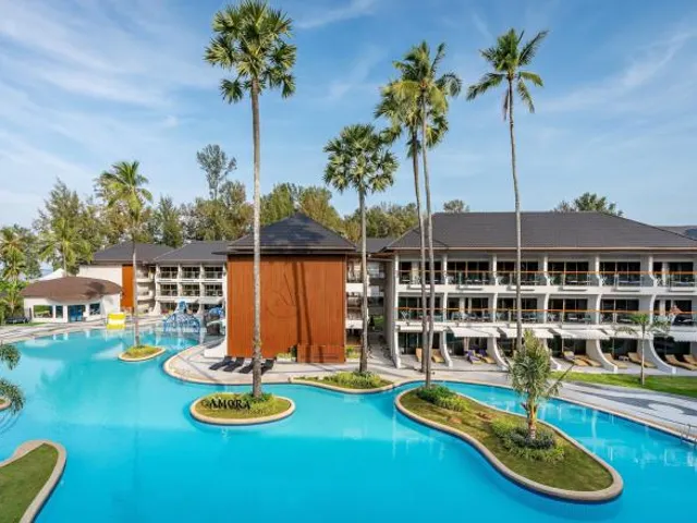 Amora Beach Resort Phuket