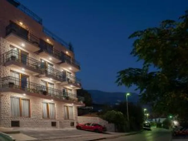 Hotel Twelve by Aycon