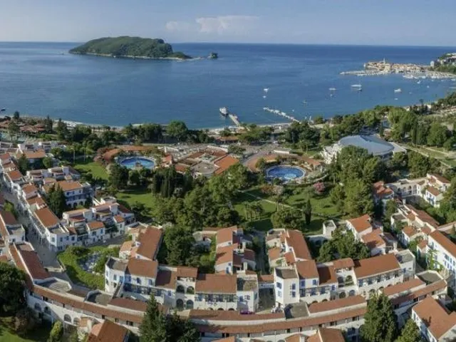 Slovenska Plaža Resort