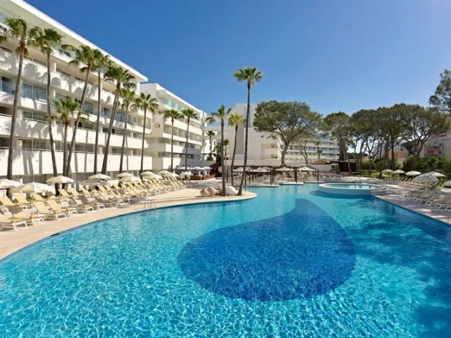 Iberostar Waves Cristina