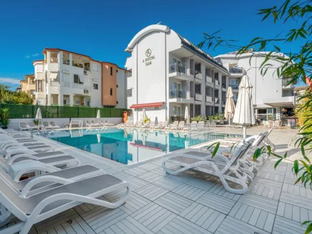 A Hotel Side