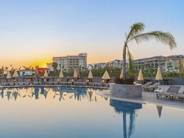 World Star Beach Resort & Spa