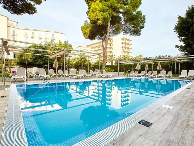 Hotel Riu Bravo