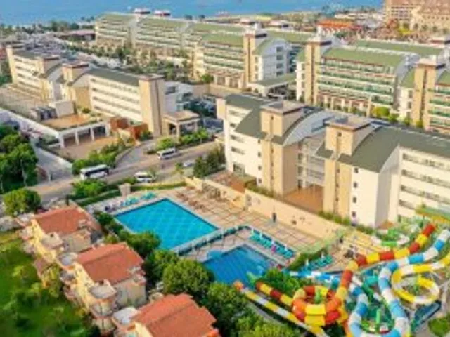 Crystal Waterworld