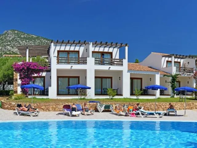 Club Esse Palmasera Resort