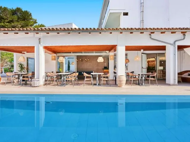 Flacalco Hotel & Apartments