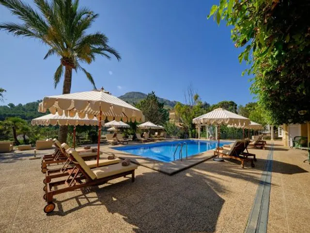La Moraleja The Quiet Hotel