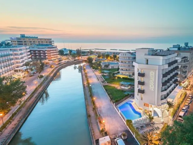 Acapulco Hotel Cattolica