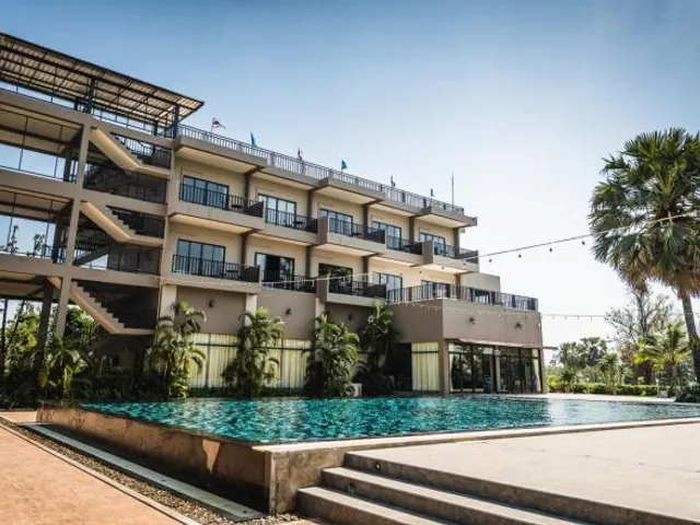 Baan Phing Phu Praew Hotel