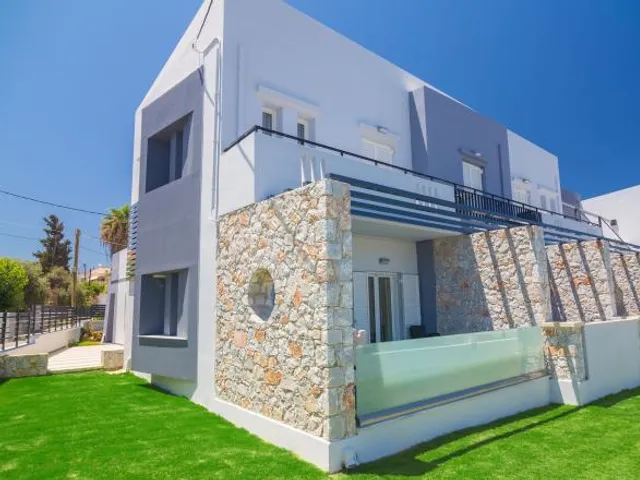 Nontas Suites