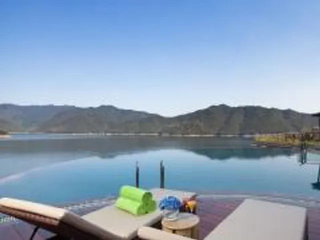 Crowne Plaza Hangzhou One Thousand Island Lake