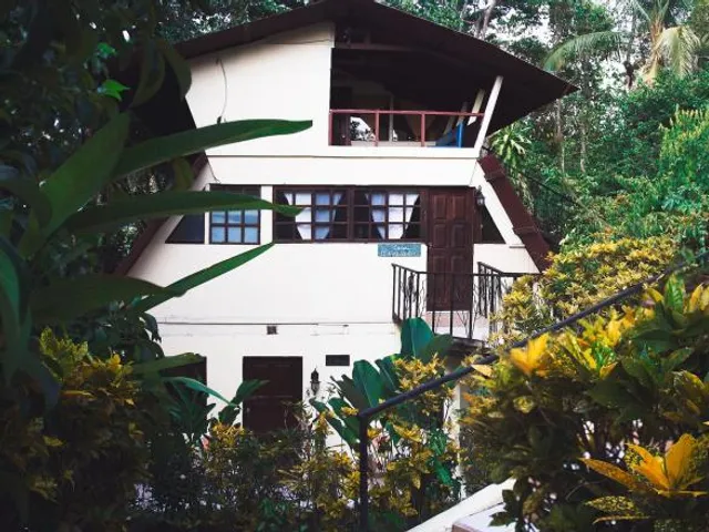 Hotel La Colina