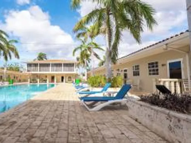 DeLynne Resort Curacao