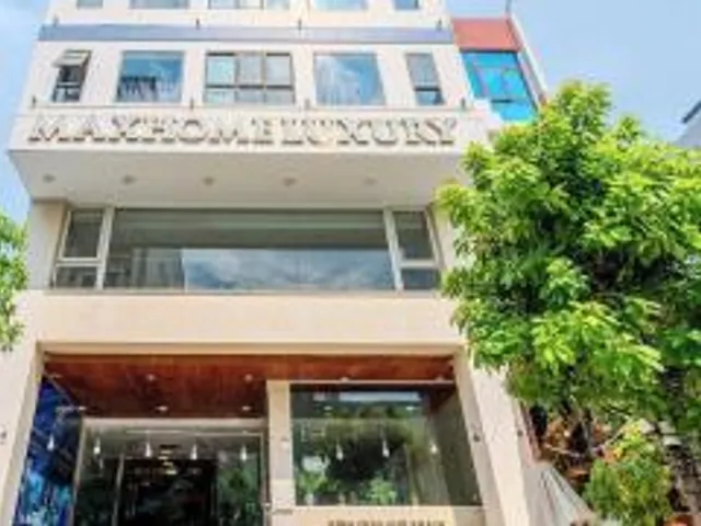 Maxhome Luxury Hotel