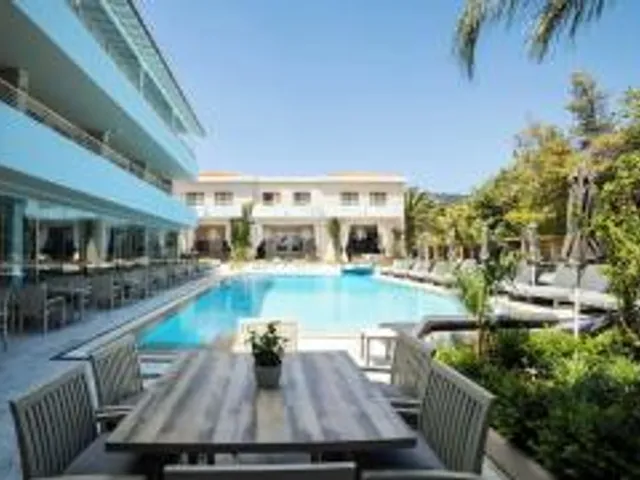 La Piscine Art Hotel, Philian Hotels & Resorts