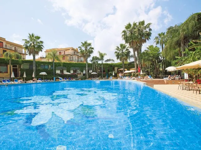 Caesar Premier Resort Hotel