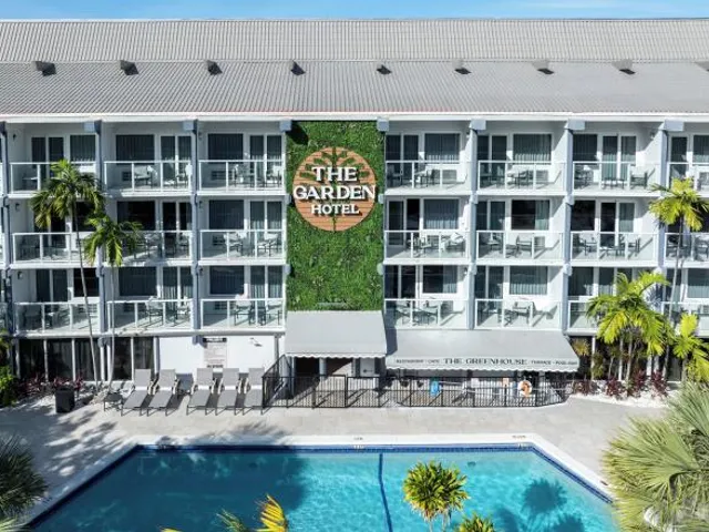 The Garden Hotel & Resort