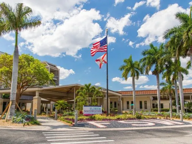 Courtyard Fort Myers Cape Coral