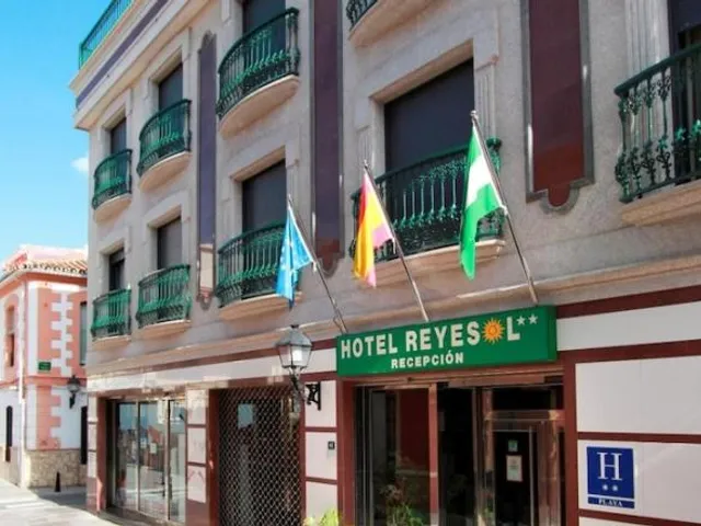 Reyesol
