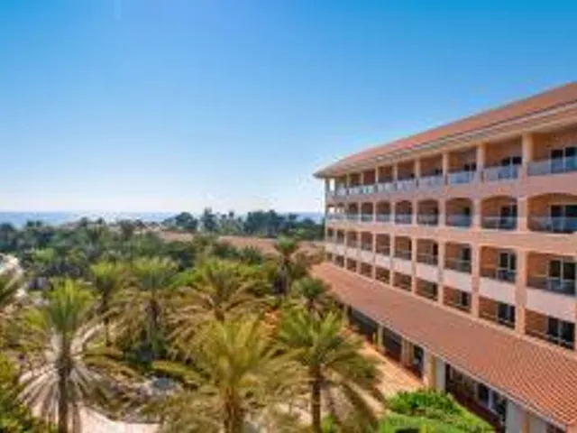 Fujairah Rotana Resort & Spa